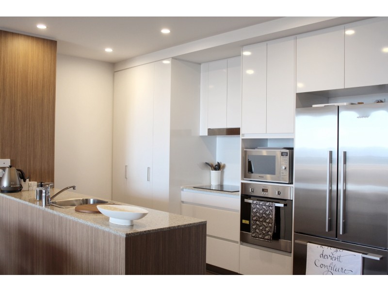 79/2729 SYNERGY’ Gold Coast Highway, Broadbeach QLD 4218