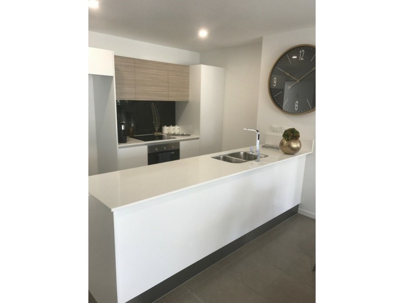 2314/1 Waterford Court, Bundall QLD 4217