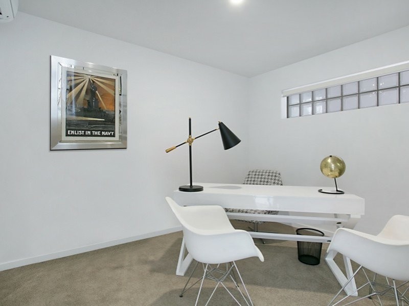 2314/1 Waterford Court, Bundall QLD 4217