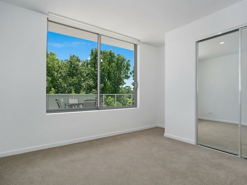 2314/1 Waterford Court, Bundall QLD 4217