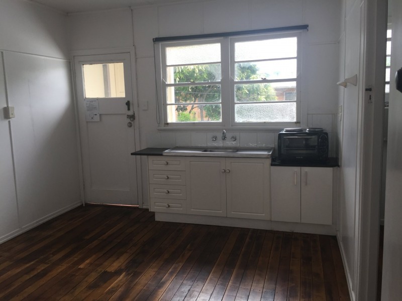 Unit 2/12 Haig Street, Kirra QLD 4225