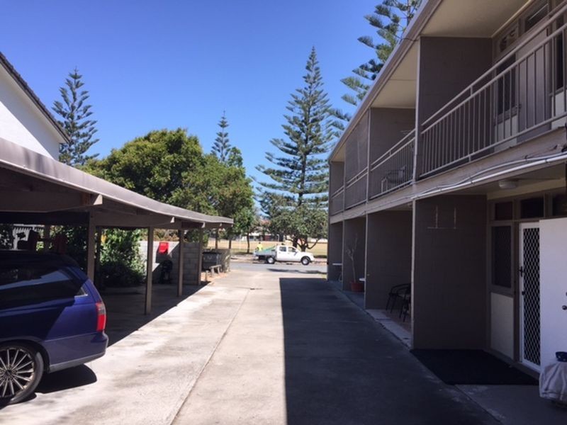 4/3 Margaret Avenue, Broadbeach QLD 4218