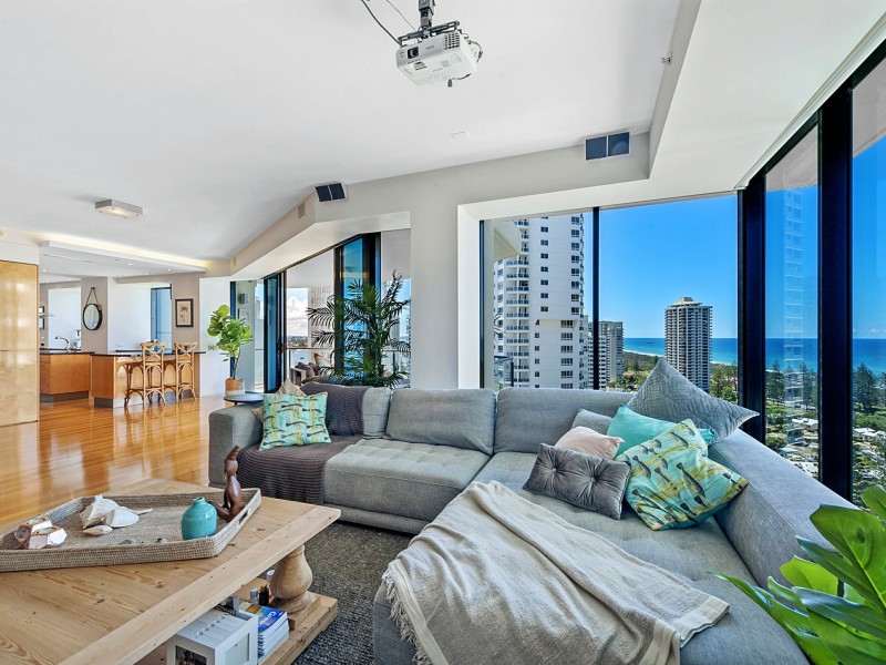 32/11 Peak Avenue, Main Beach QLD 4217