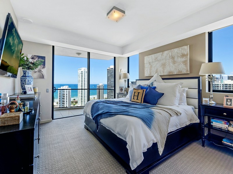 32/11 Peak Avenue, Main Beach QLD 4217