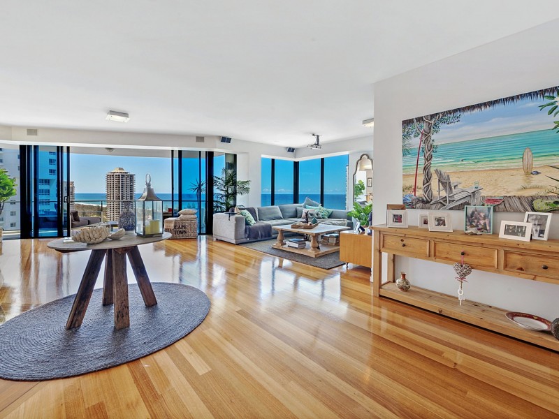 32/11 Peak Avenue, Main Beach QLD 4217