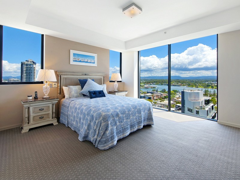 32/11 Peak Avenue, Main Beach QLD 4217