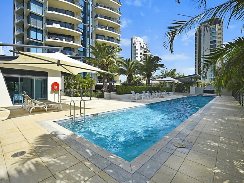 32/11 Peak Avenue, Main Beach QLD 4217