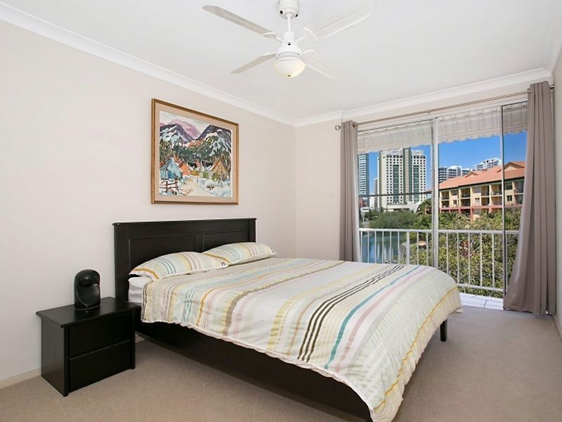 13/59a Peninsular Drive, Surfers Paradise QLD 4217