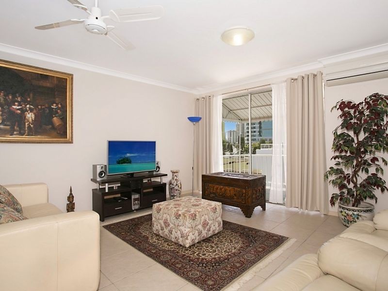 13/59a Peninsular Drive, Surfers Paradise QLD 4217