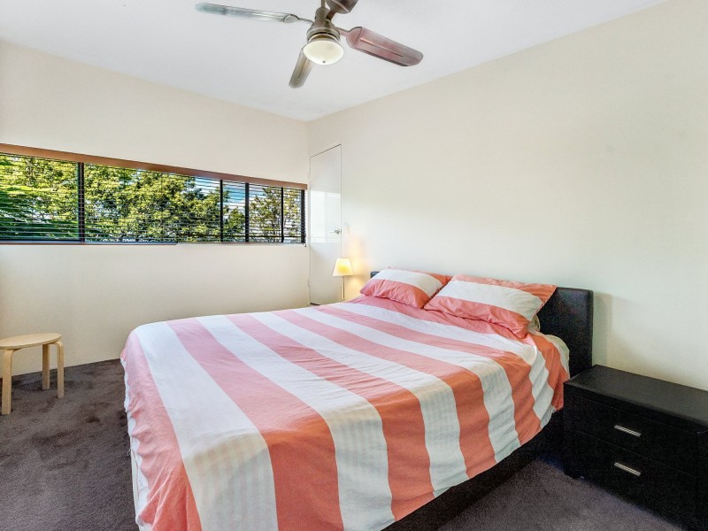 9/20 Rudd Street, Broadbeach Waters QLD 4218