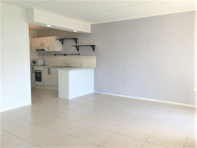 1/162 Surf Parade, Broadbeach QLD 4218