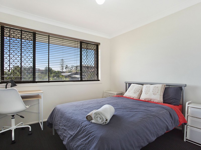 38 Numeralla Avenue, Ashmore QLD 4214