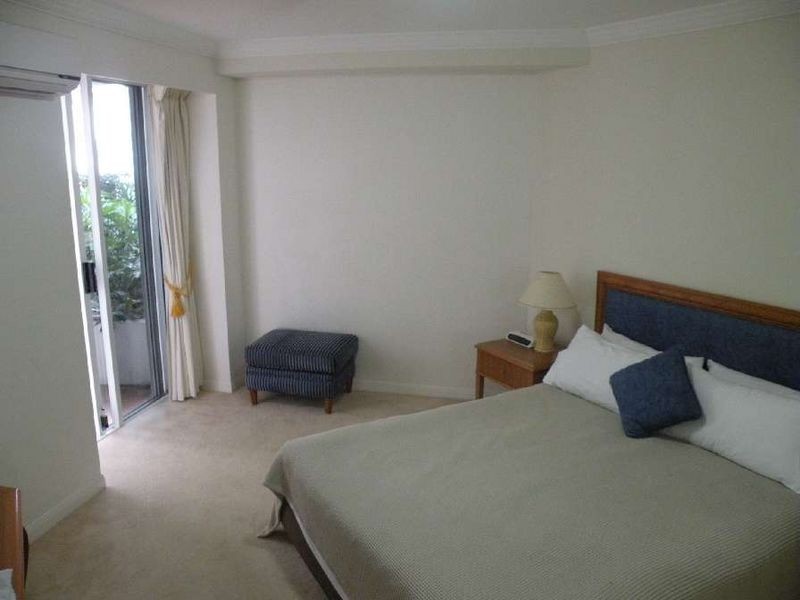 2101/24-26 Queensland Avenue, Broadbeach QLD 4218