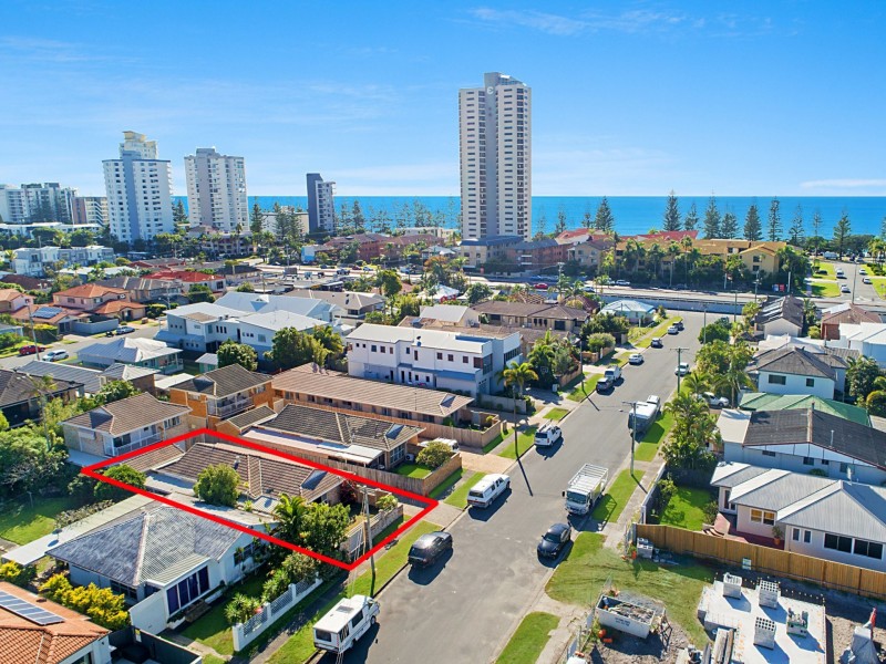 1/15 Cedar Court, Burleigh Heads QLD 4220