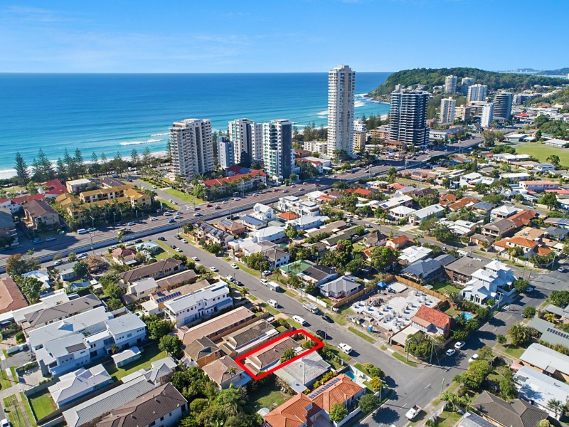 1/15 Cedar Court, Burleigh Heads QLD 4220