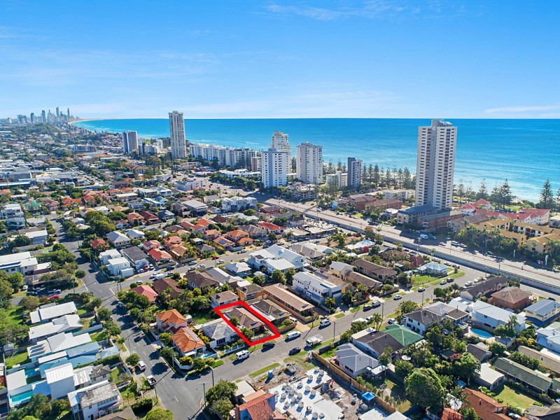 1/15 Cedar Court, Burleigh Heads QLD 4220
