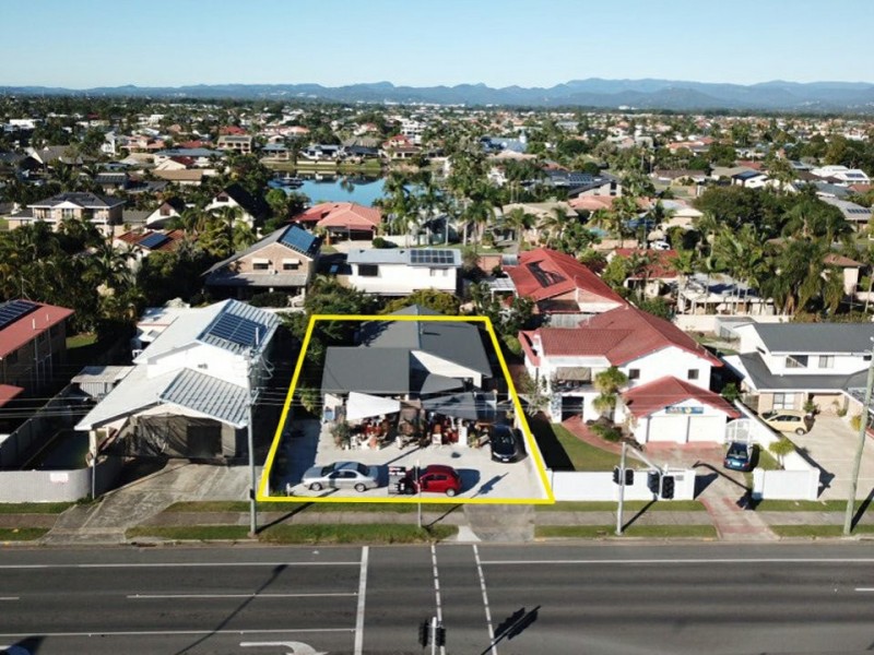 130 Ashmore Road, Benowa QLD 4217