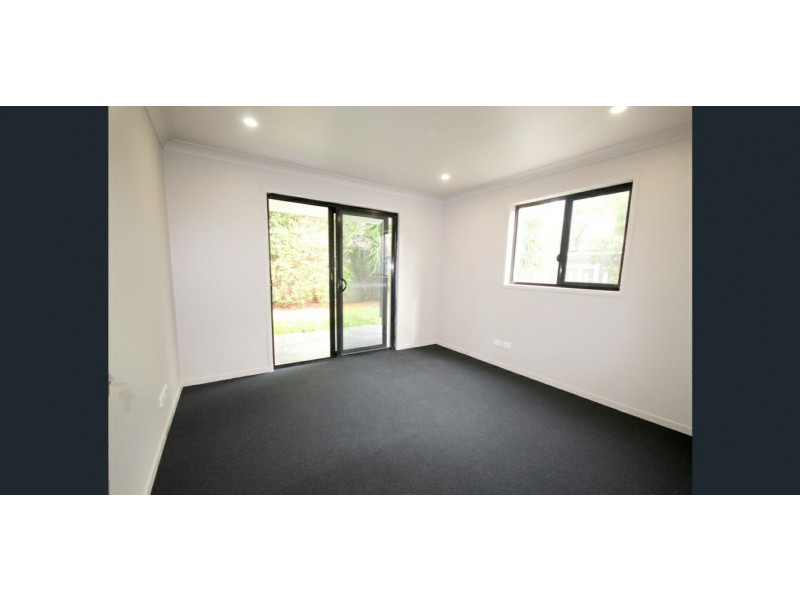 130 Ashmore Road, Benowa QLD 4217