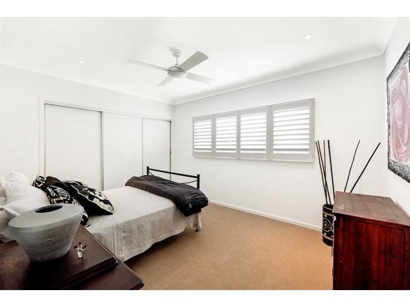 23 Daimler Drive, Bundall QLD 4217