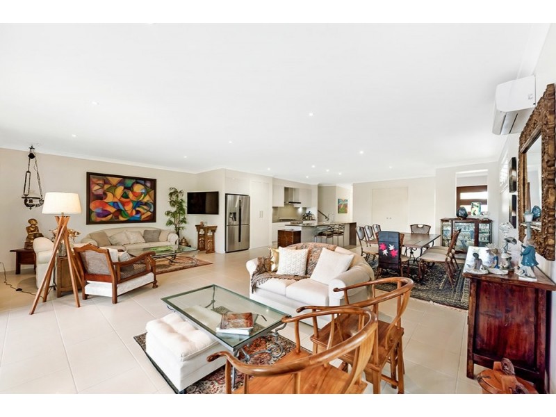 23 Daimler Drive, Bundall QLD 4217