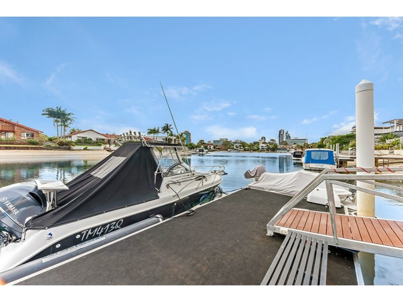 23 Daimler Drive, Bundall QLD 4217