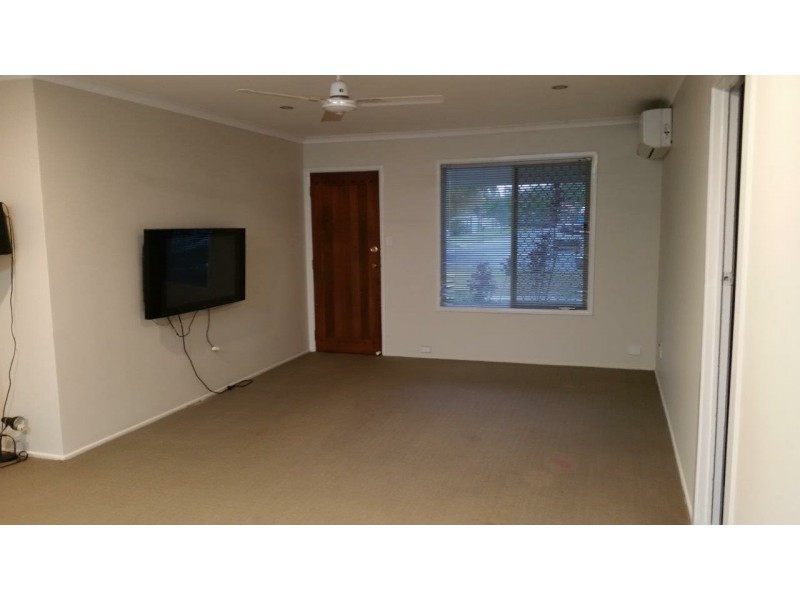 10 Okinya Street, Biggera Waters QLD 4216