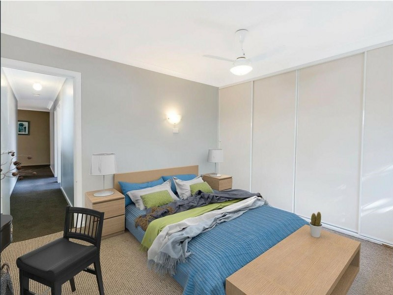 7 Fiona Street, Biggera Waters QLD 4216