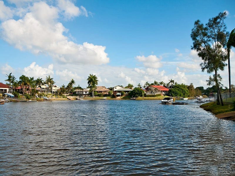 107 Witt Avenue, Carrara QLD 4211