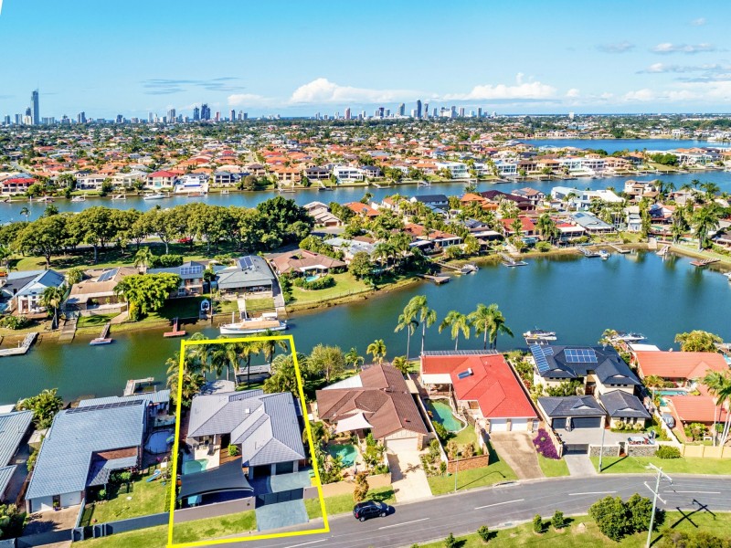 107 Witt Avenue, Carrara QLD 4211