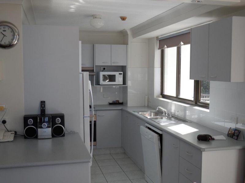 35/4 Britannia Avenue, Broadbeach QLD 4218