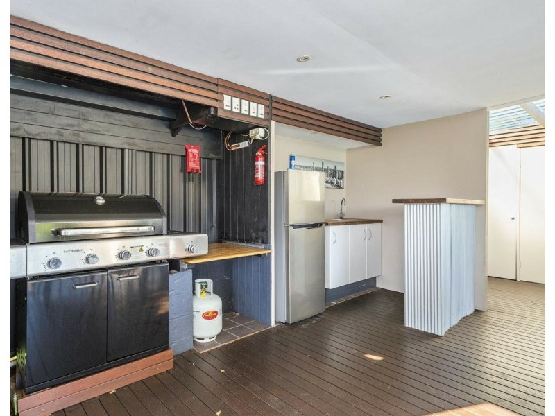 Broadbeach Waters QLD 4218