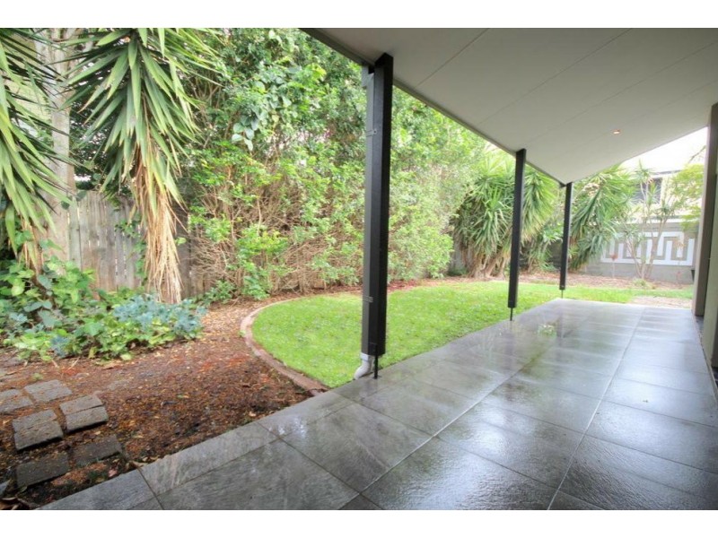 130 Ashmore Road, Benowa QLD 4217