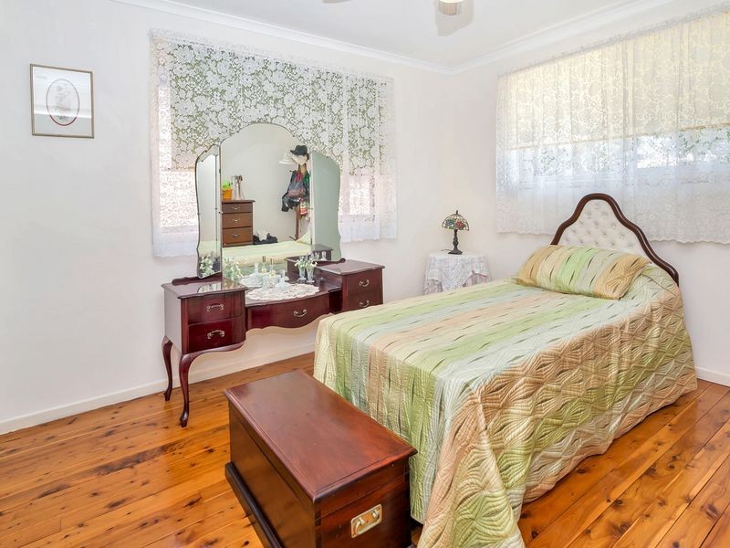 17 Glenelg Avenue, Mermaid Beach QLD 4218
