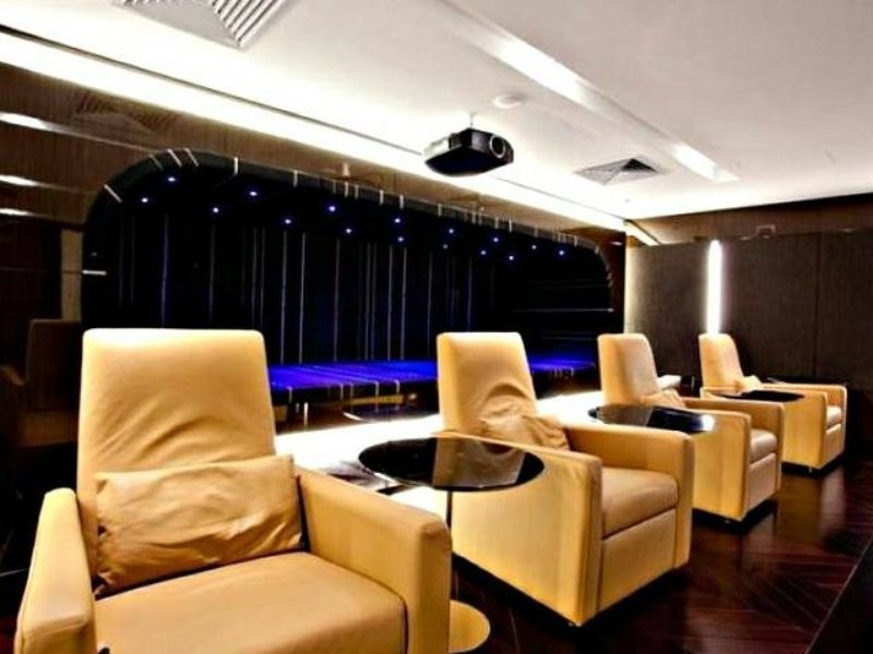 10603/1 Charles Ave, Broadbeach QLD 4218