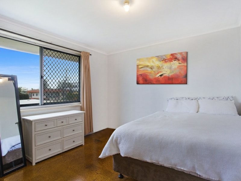 7/143 Hedges Avenue, Mermaid Beach QLD 4218