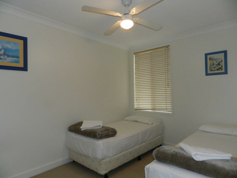 3/8 Queensland Avenue, Broadbeach QLD 4218