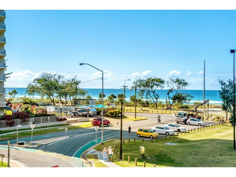 306/2 Queensland avenue, Broadbeach QLD 4218