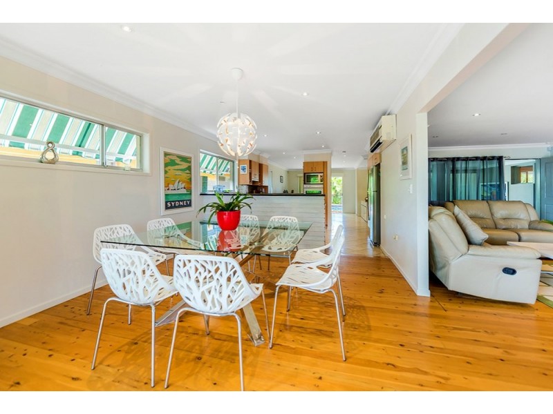 86 Gibraltar Drive, Isle Of Capri QLD 4217