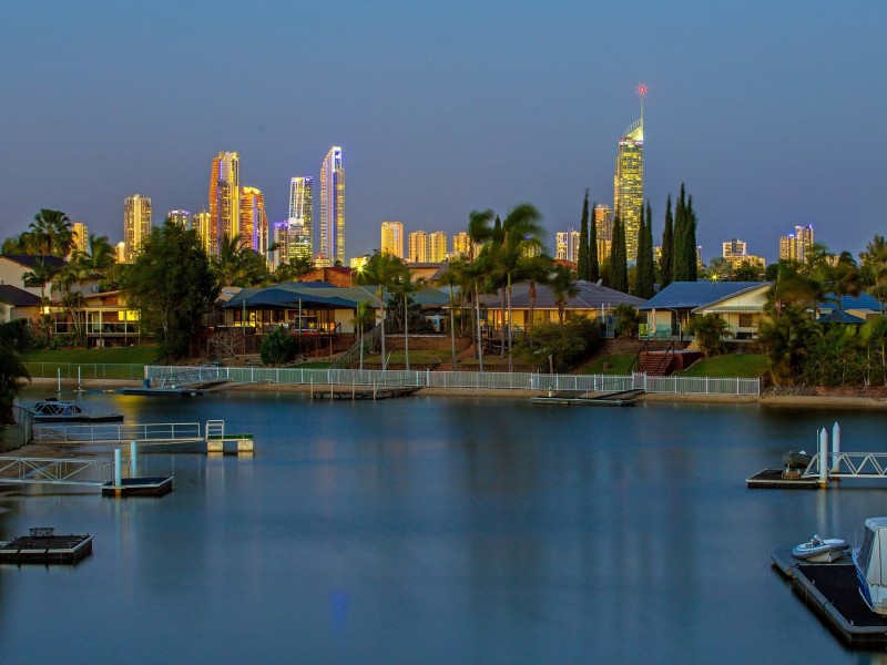 20 Edinburgh Road, Benowa Waters QLD 4217