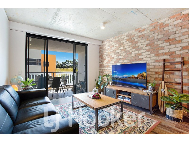 305/190 Varsity Parade, Varsity Lakes QLD 4227