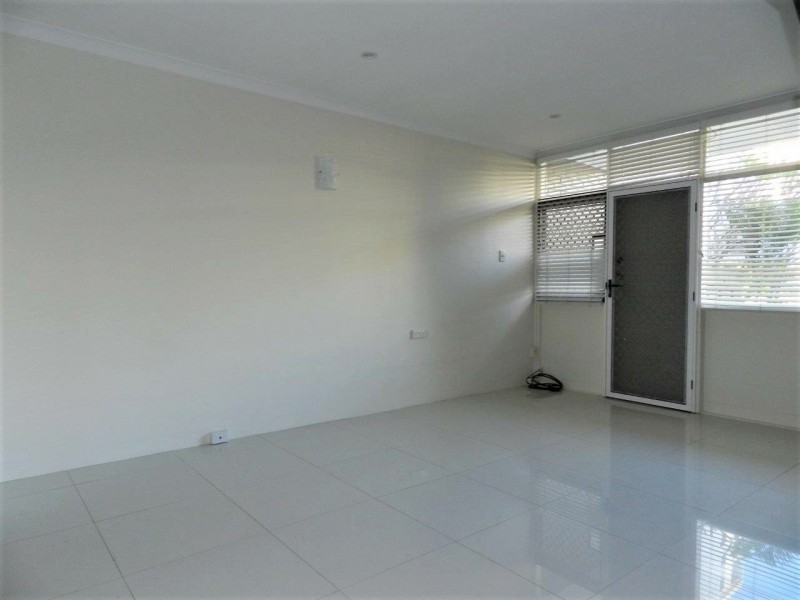 2/118 Old Burleigh Road, Broadbeach QLD 4218