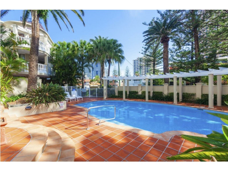 25/122-130 Old Burleigh Road, Broadbeach QLD 4218
