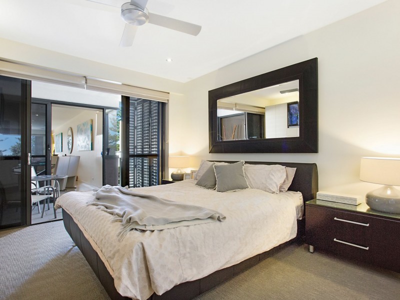 6/64 The Esplanade, Burleigh Heads QLD 4220