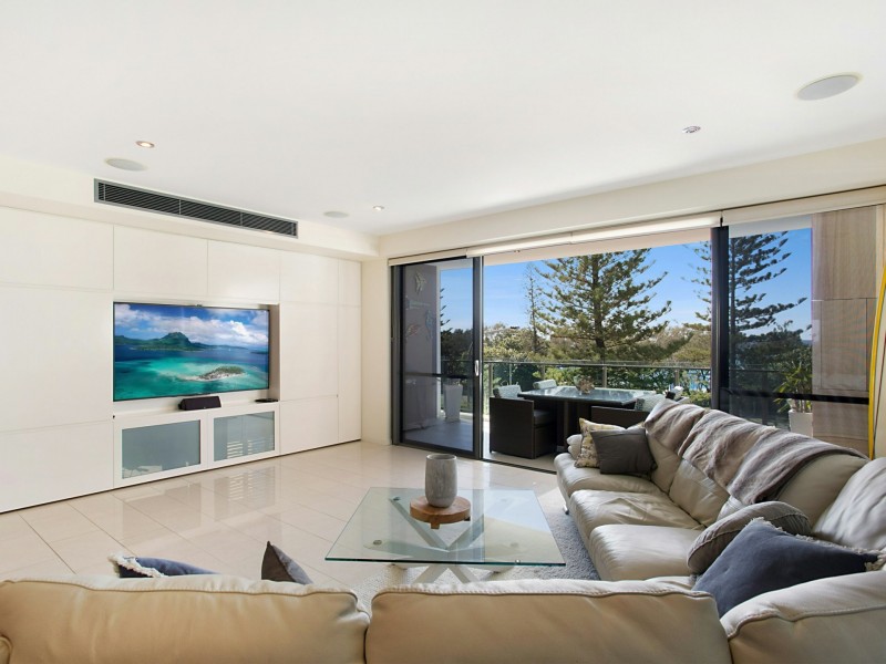 6/64 The Esplanade, Burleigh Heads QLD 4220