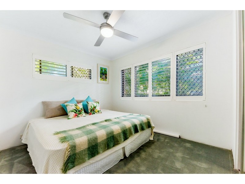 6/7 Federation Avenue, Broadbeach QLD 4218