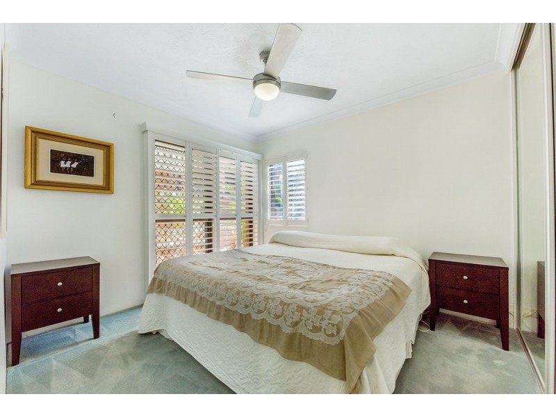 6/7 Federation Avenue, Broadbeach QLD 4218