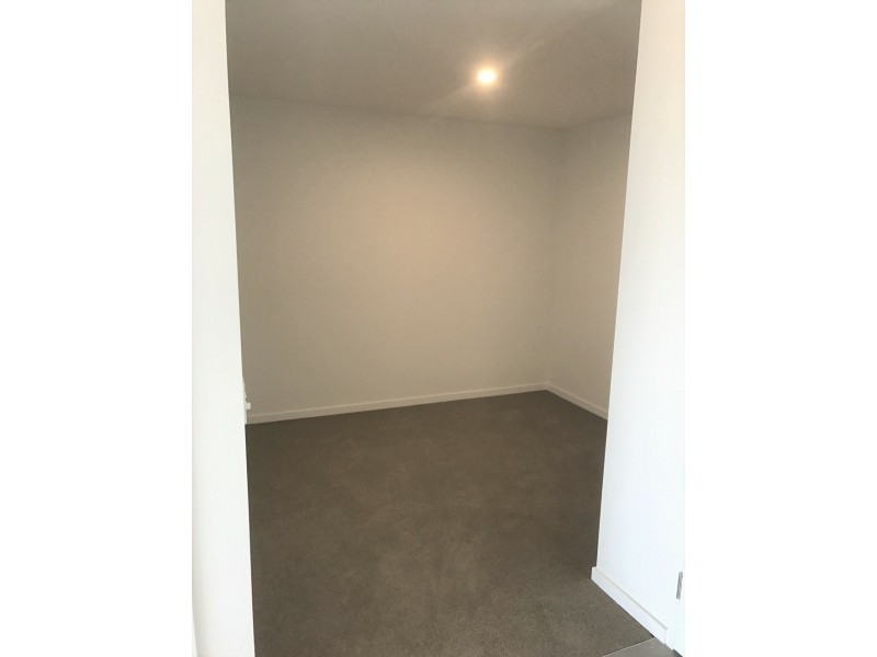 2219/1 Waterford Court, Bundall QLD 4217