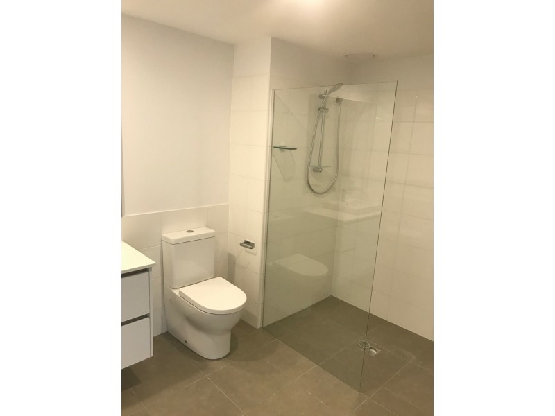 2219/1 Waterford Court, Bundall QLD 4217