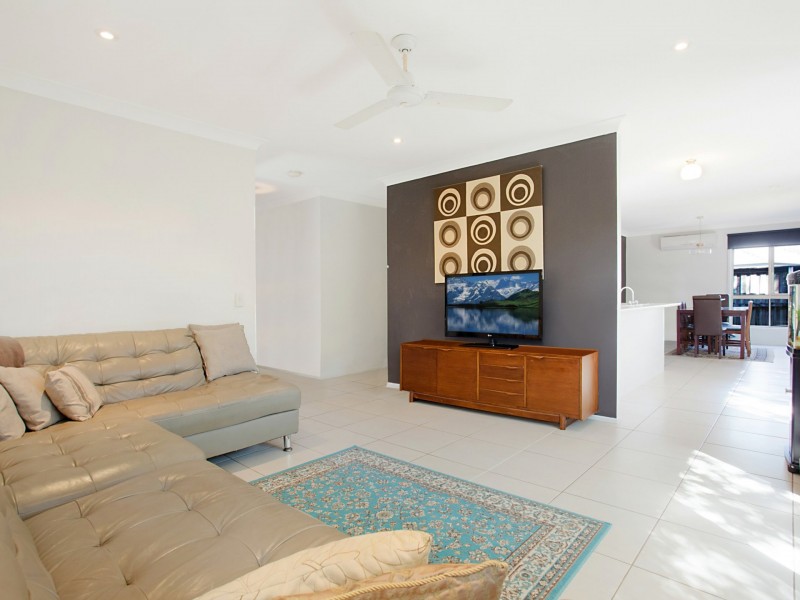 21 Misty Court, Varsity Lakes QLD 4227