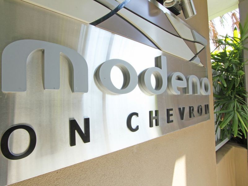 18/53 Darrambal Street, Chevron Island QLD 4217